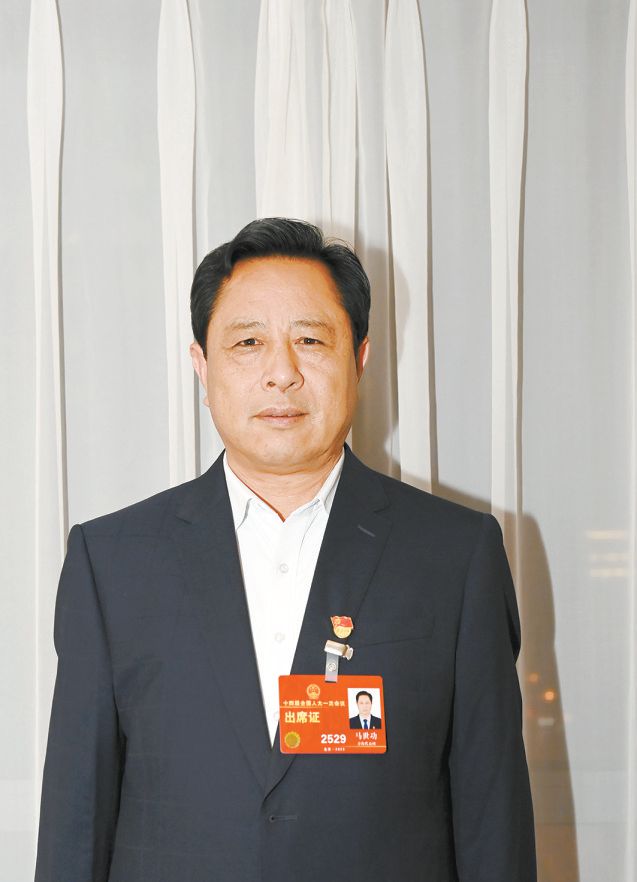 马世功1.jpg