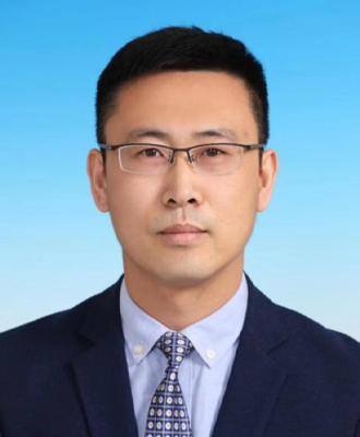 郑霁鹏2.jpg